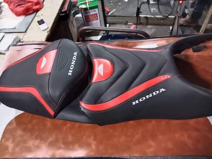 Customize Seat Cover For R15 V3 / MT-15 / R15 V4 / R15M image