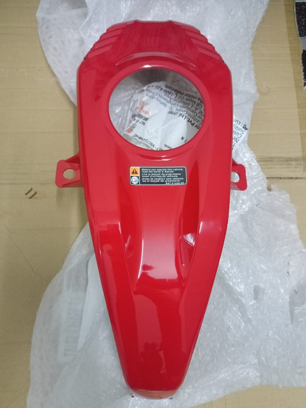 Tank Middle Part / Top Cover R15 V3 Indian image