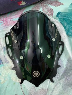 Visor / Windshield Glass R15M / R15 V4 image