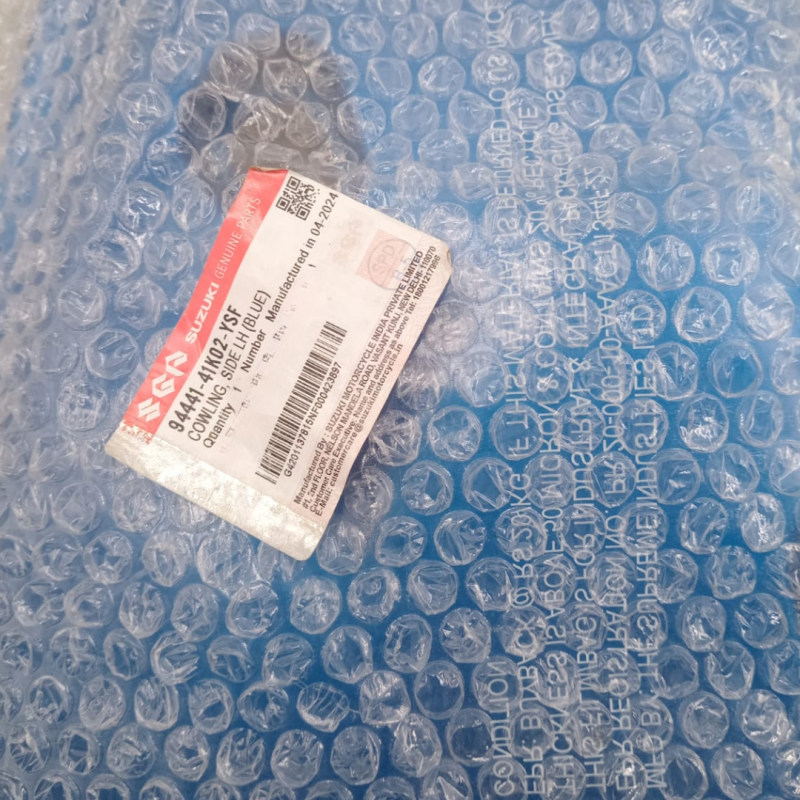 1/2 Part Single Piece Gixxer SF, Cowling Side 94441-41K02-YSF image