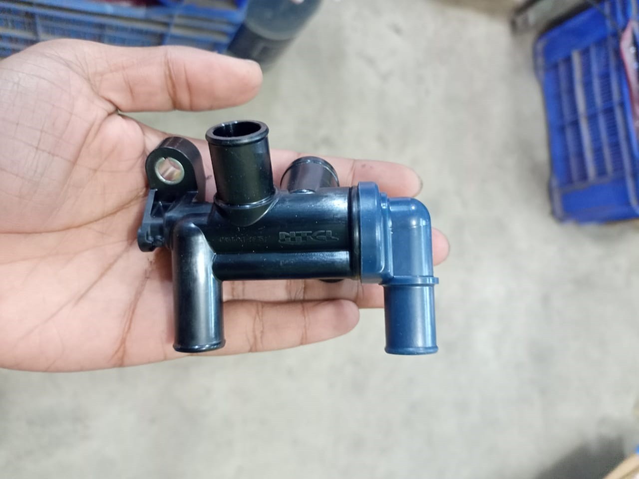 Thermostat ASSY Original R15 V3 Indian image
