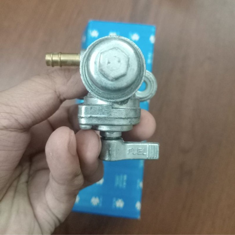 Petrol / Fuel Switch Bajaj V15 FUEL COCK ASSLY JZ171809 image
