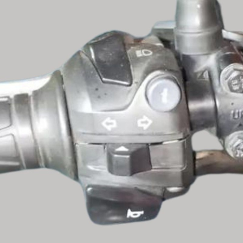 Both Chapa TVS RTR 160 4V Fi ABS image