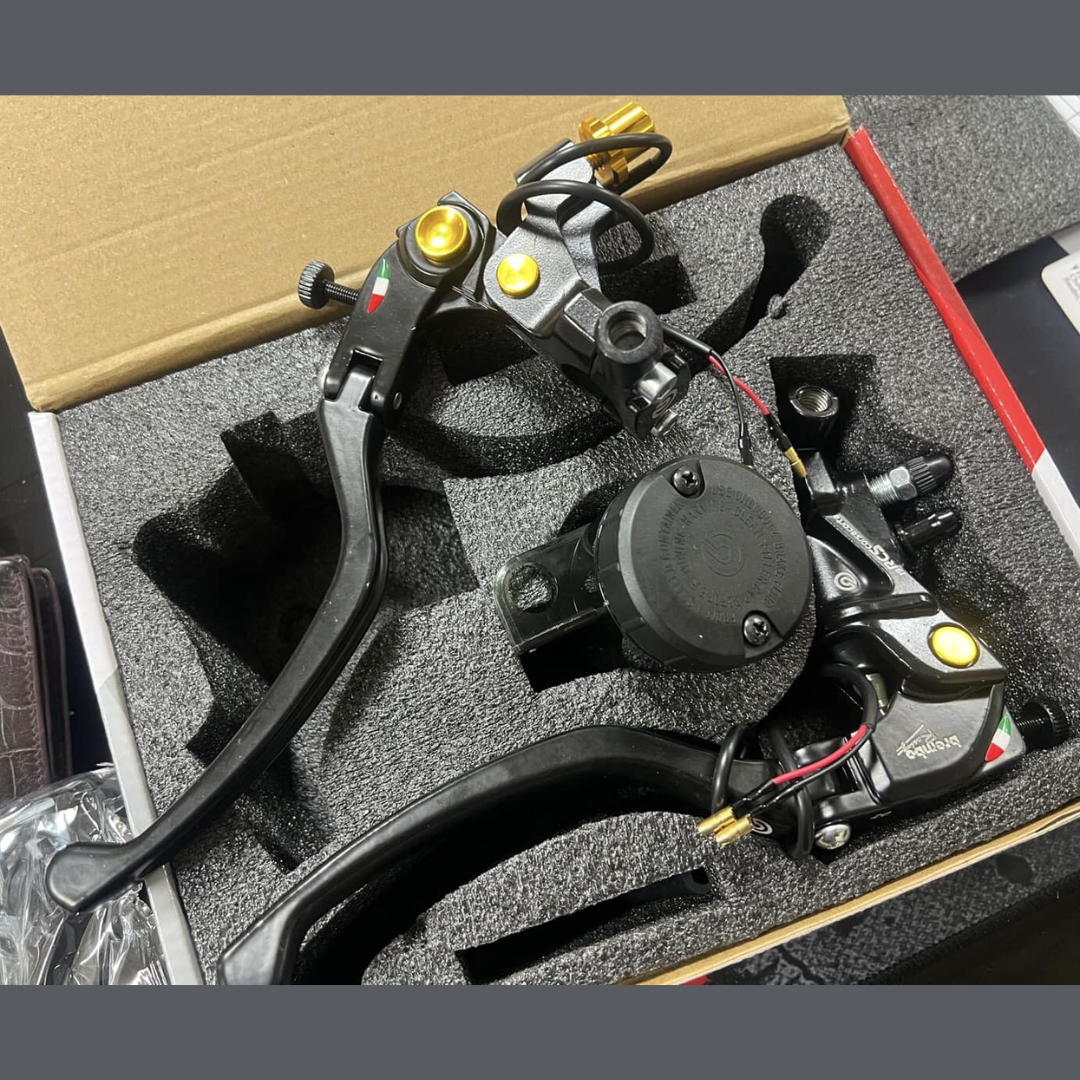 Brembo RCS 19 Master Cylinder Brake and Clutch Combo New Addition image