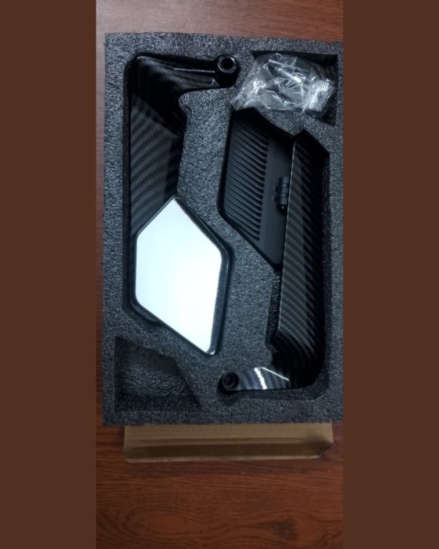 New Naked Mirror Looking Glass Carbon image