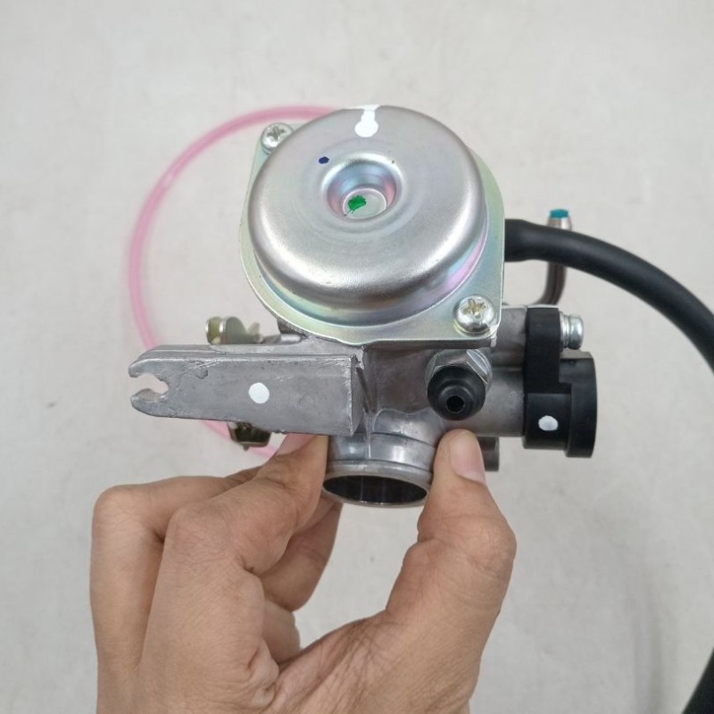 Carburetor Saluto 125cc (without AC Pump), CARBURETOR ASSY 2LP-E4901-01 image
