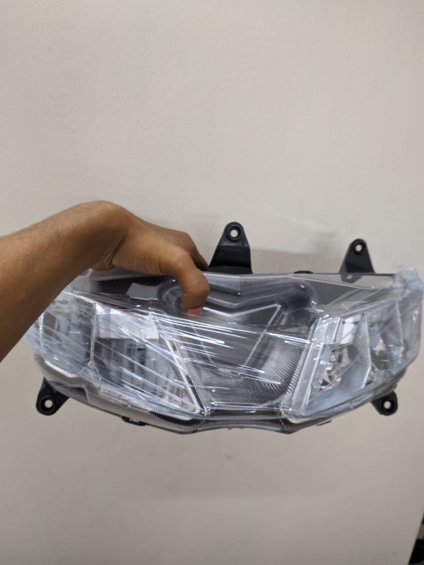 Headlight R15 V3 Indian BS4 / BS6 image
