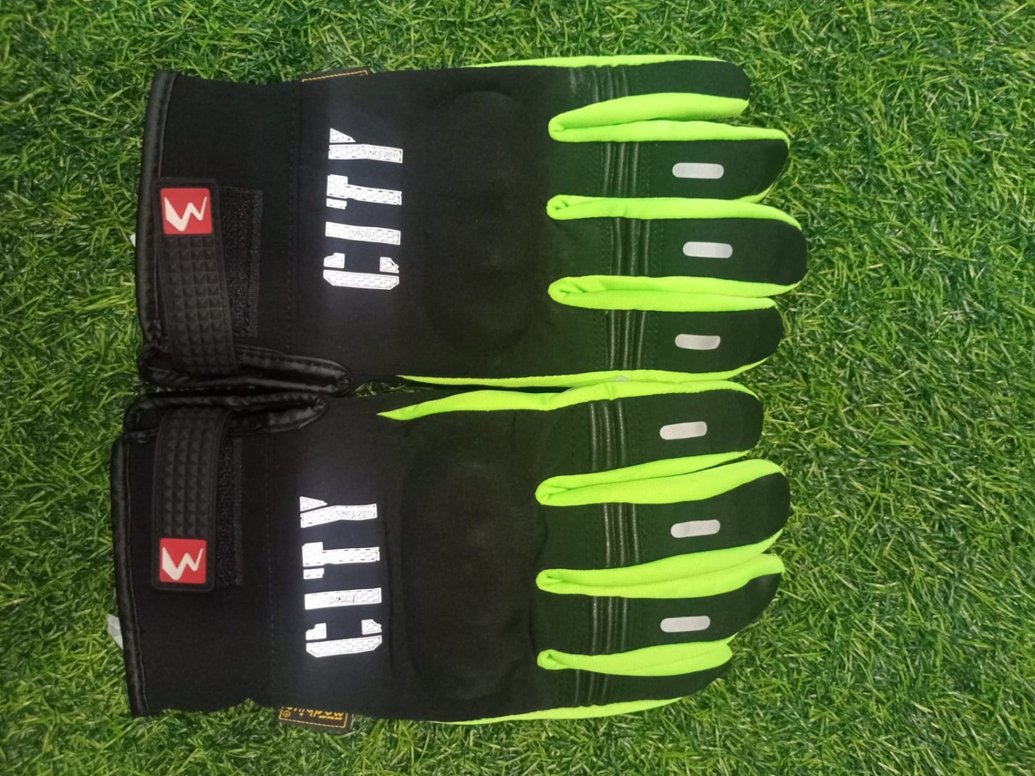 City Full Finger Gloves image