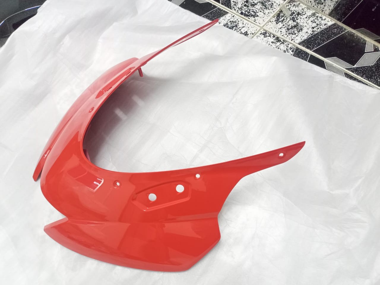 Front Fairing GSXR 150 Indo, COWLING, BODY 94411-23K00 image