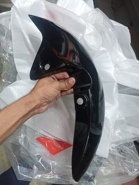Front Mudguard GSXR 150, 53111-23K00-YVU image