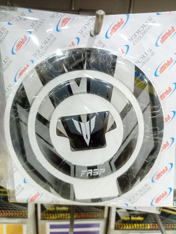 Fuel Tank Cap Pad MT 15 image