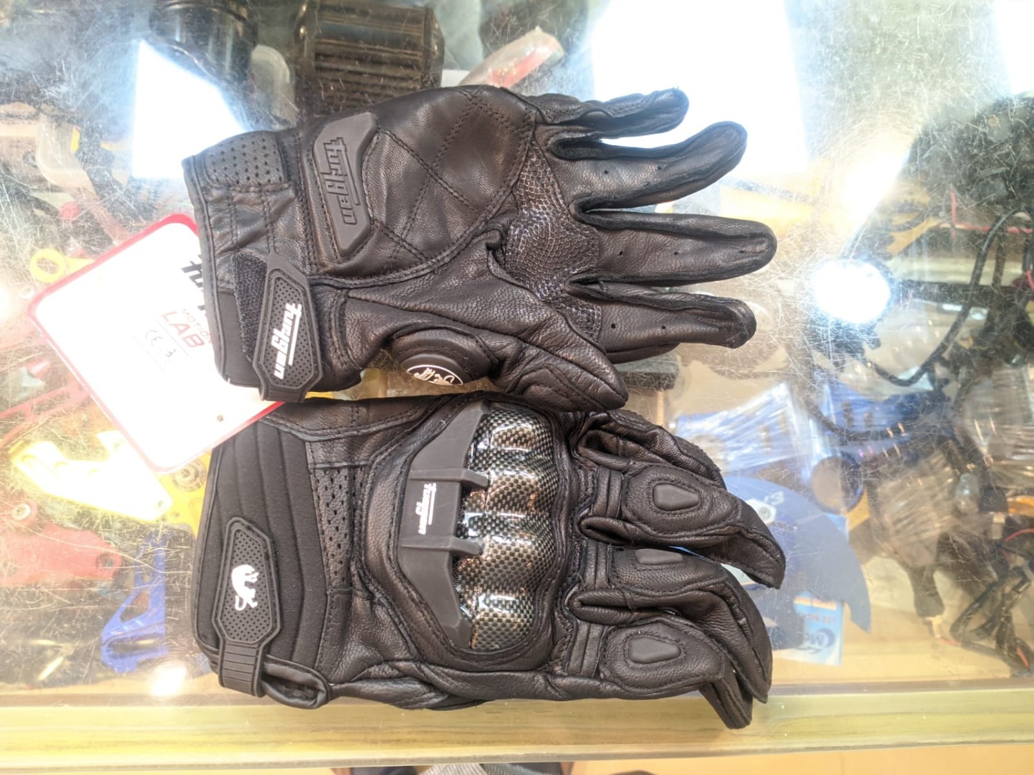Furigan Premium Gloves image