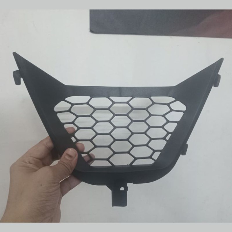 Gixxer Engine Guard With Jali image