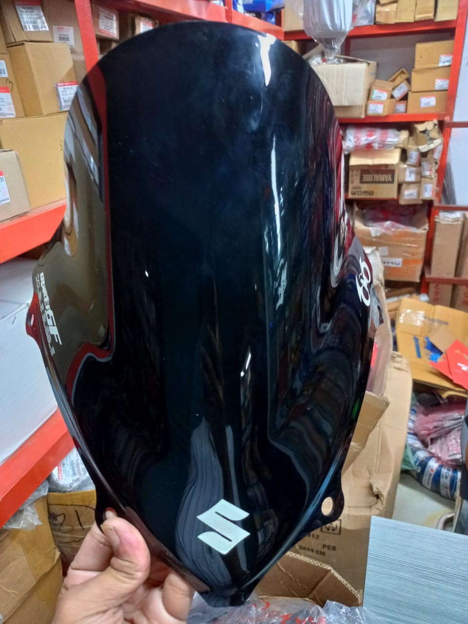 Gixxer Sf 2018 Black Visor image
