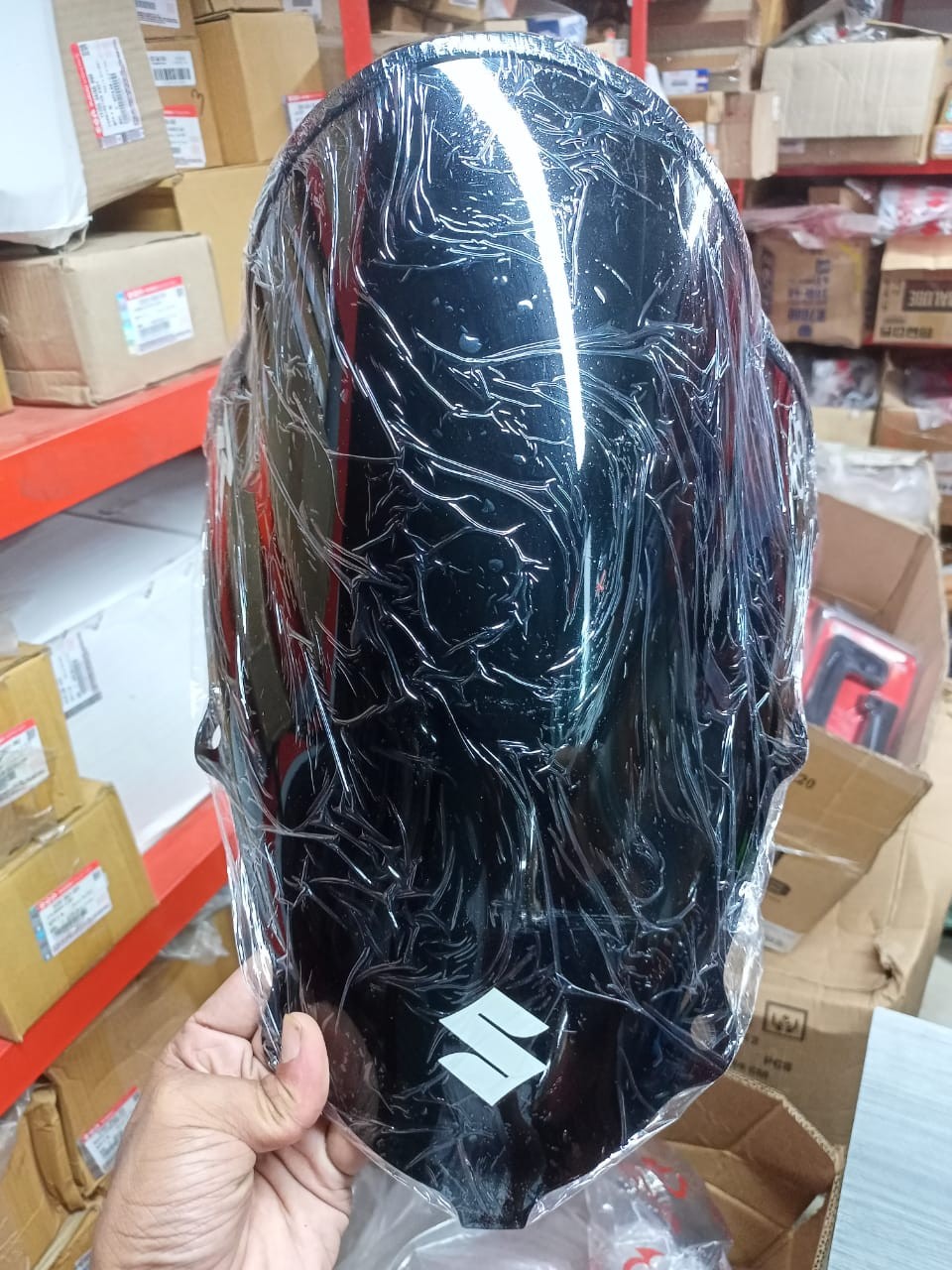 Gsxr 150 Corsa Black Visor image