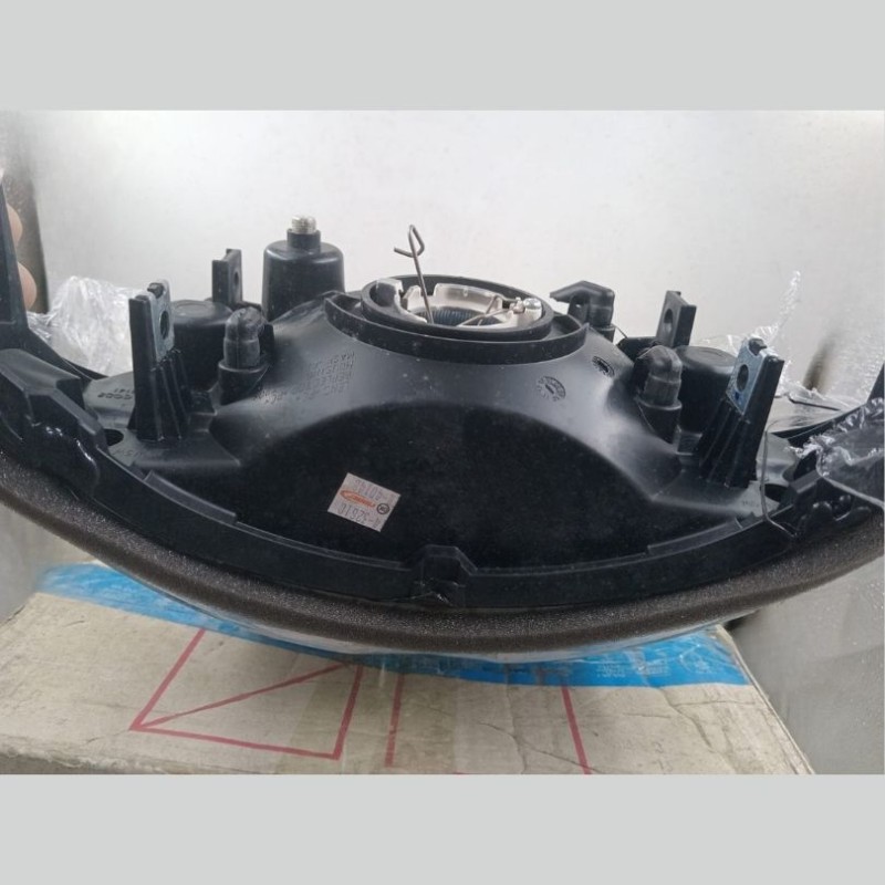 Headlight Bajaj XCD 125, LAMP HEAD ASSEMBLY JB401011 image