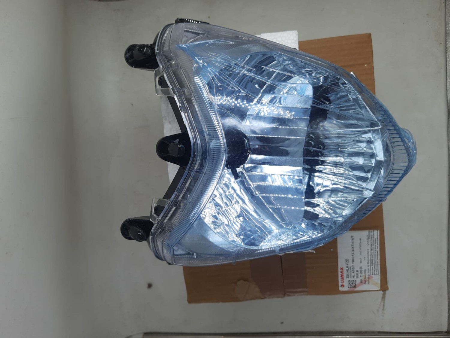 Headlight Complete Set FZS V1 image
