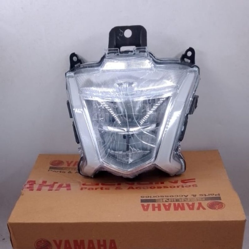 Headlight FZS V4, HEADLIGHT ASSY BFH-H4300-02 image