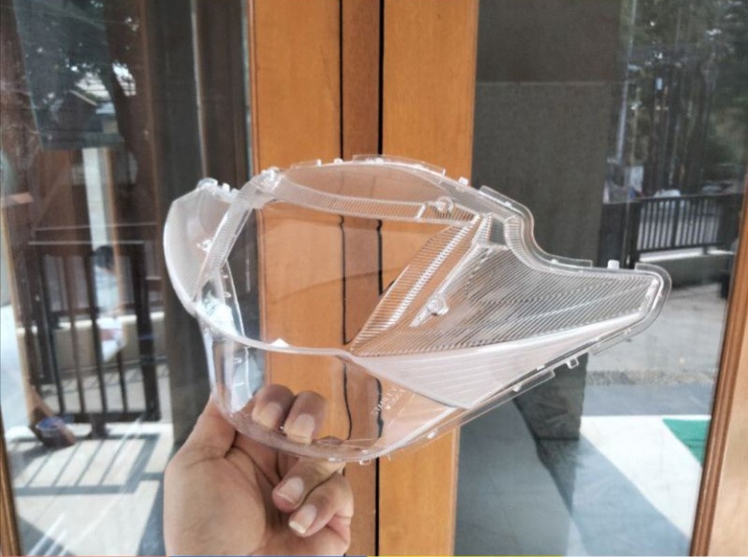 Headlight Glass GSXR 150 image