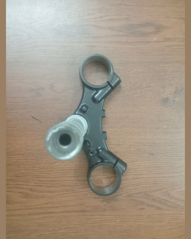 Handle TEE R15 V4 Indian, UNDER BRACKET COMP, BCW-F3340-00 image
