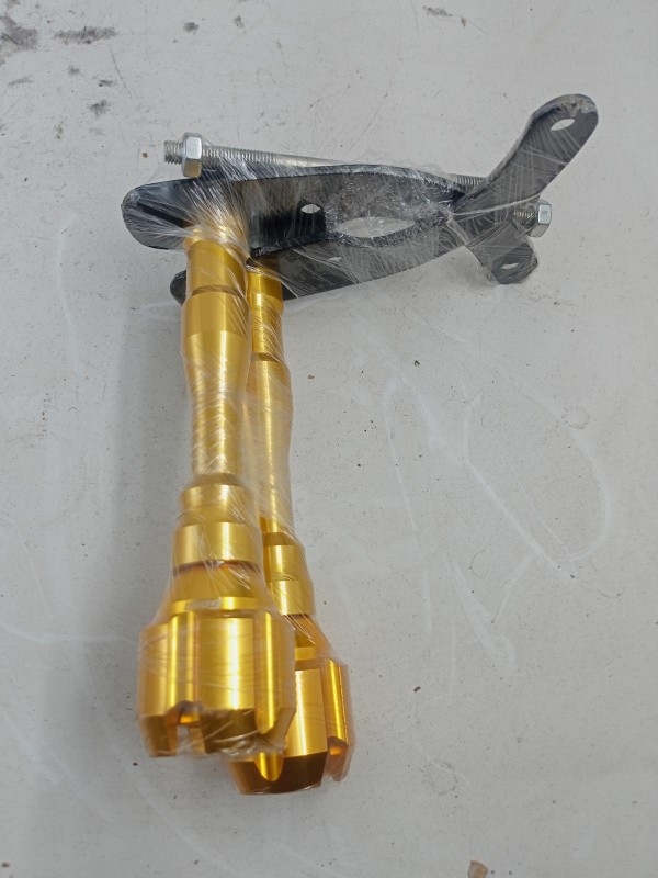 Gixxer SF v2 Full CNC Bumper with Clamp / Clum, Golden, Red, Blue Available image