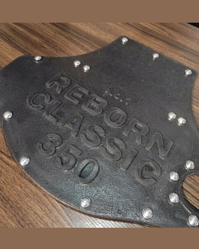 Universal Mudflap with Silencer Hole Compatible with Royal Enfield Classic / Reborn 350 image