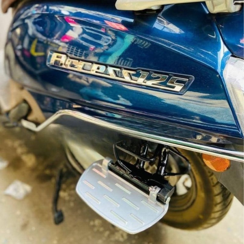 Ladies Footrest for Suzuki Access 125 image