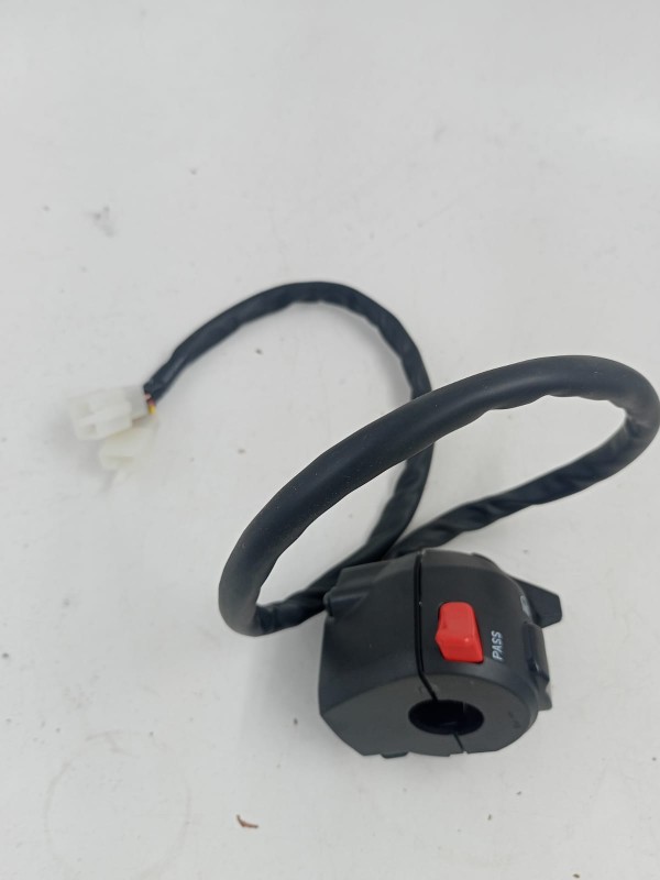 Left Side Switch Chapa FZS V1 image