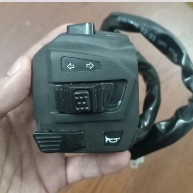 Left Side Switch Chapa Pulsar NS 160 CC ABS SWITCH CONTROLL JF401416 image
