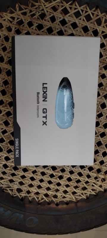 Lexin Gtx bluetooth communicator - 10 rider connection n distance cover up to 2 km image
