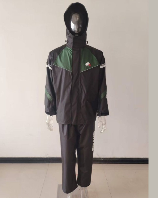 Motomax Premium Raincoat (100% Waterproof) image