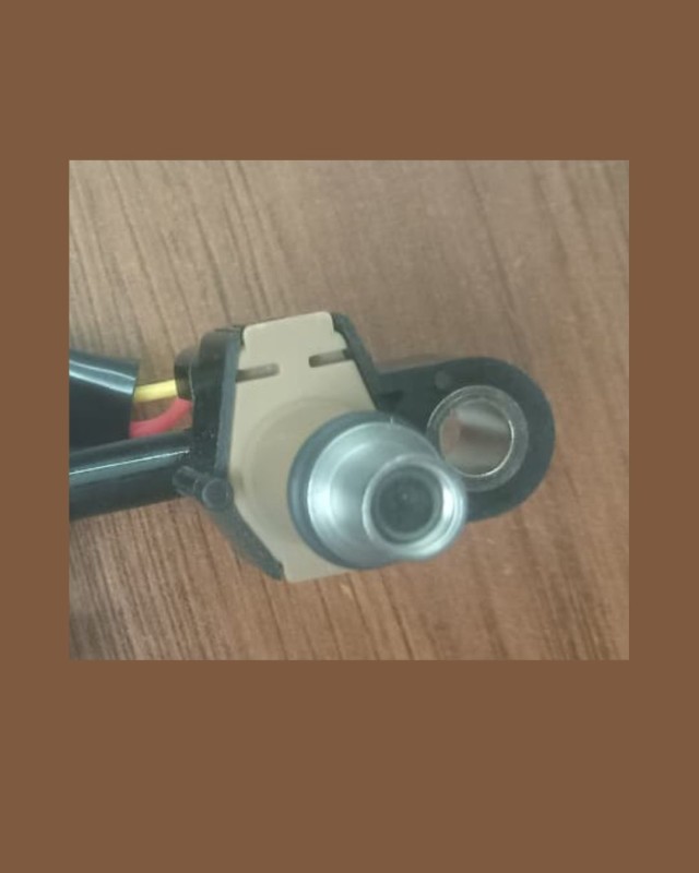 Fuel Injector With Wire R15 V1, INJECTOR ASSY, 2GS-E3770-00 image