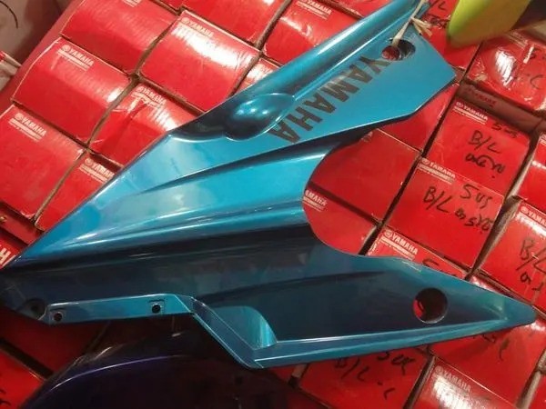 Engine Guard R15 V2 Blue / Red / Silver / Black (Replica) image