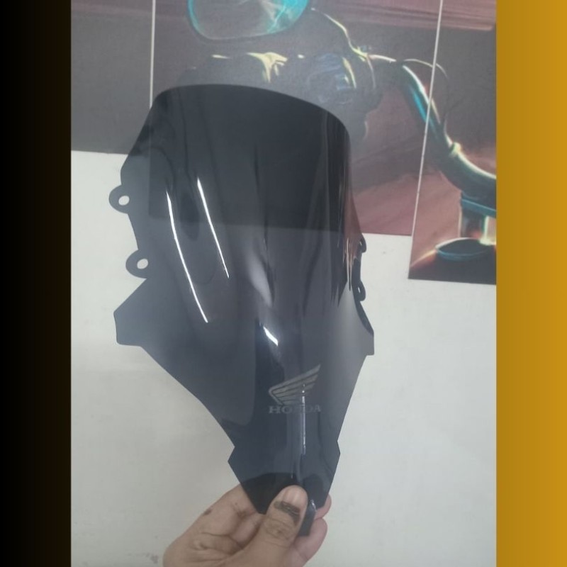 Visor / Windshield for Honda CBR 150 image