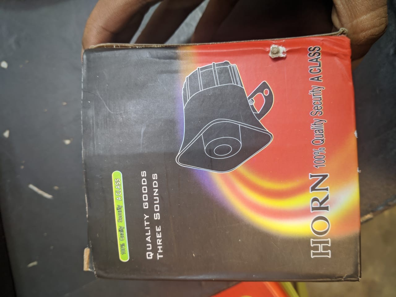 Police Horn 3 Switch image