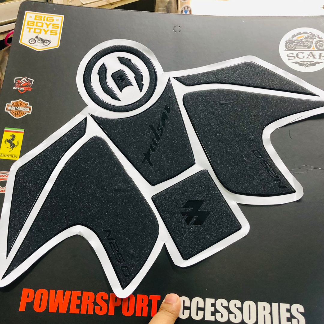 Premium Tank Pad Pulsar N250 image
