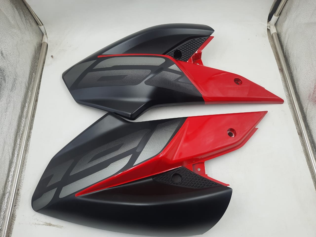 Pulsar NS Tanki kan Pair image