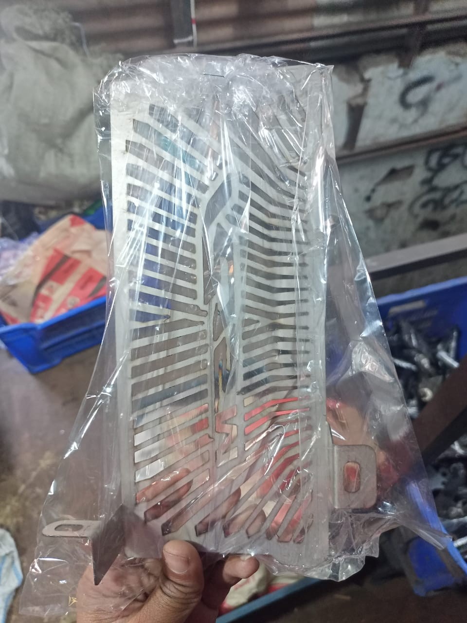 R15M Radiator Guard image