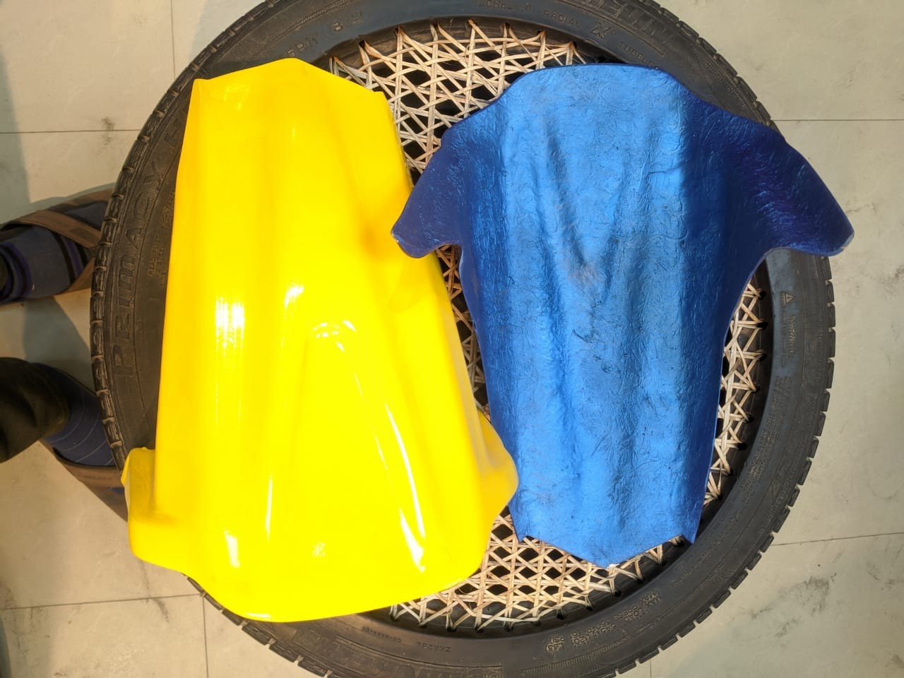 R15 V3 Tire Hugger image