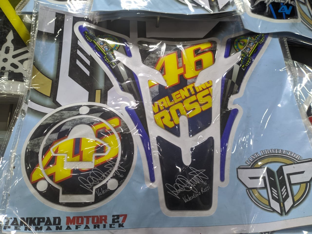 R15 Valentino Rossi Premium Tank Pad image