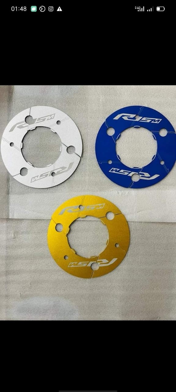 R15 v4 R15M chain sprocket cover image