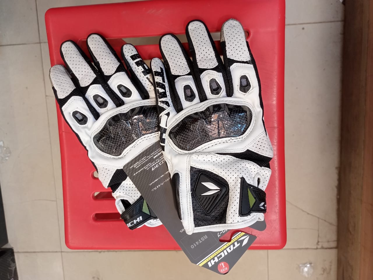 RS TAICHI RST410 Leather Punch Carbon Fiber Motorbike Gloves image