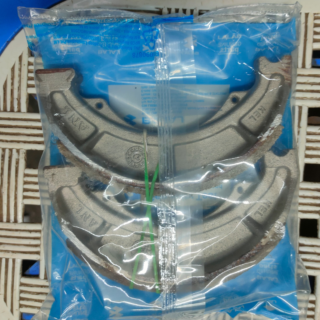 Rear Brake Shoe Pulsar 150 2016 Model image