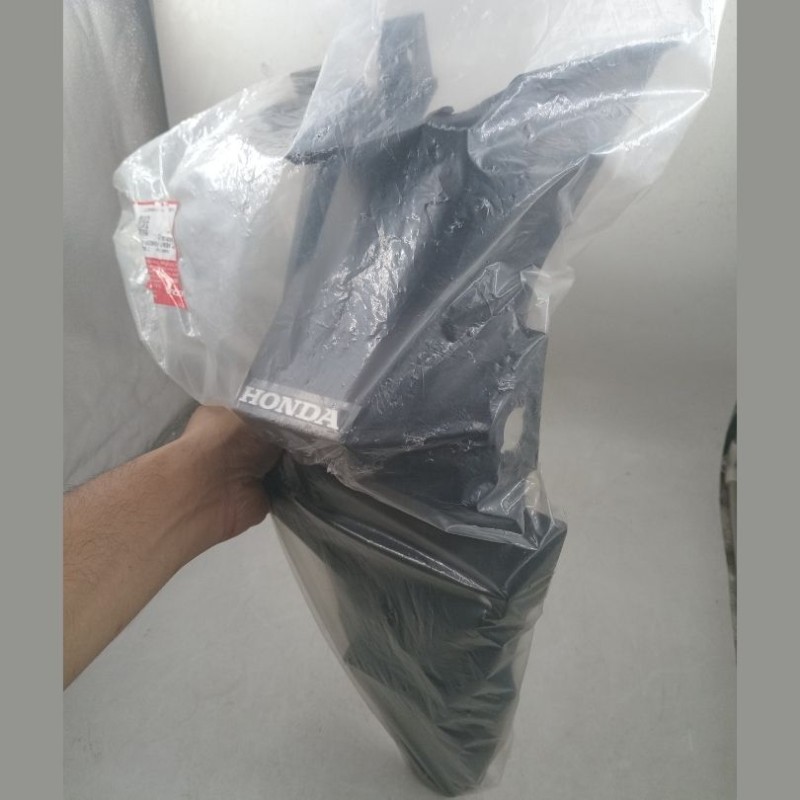 Rear Fender With out Indicator Honda Hornet, SET ILLUST, REAR FENDER A 80110K43900ZA image
