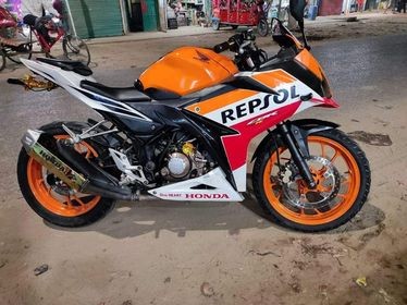 Rear Mudguard Honda CBR150R Repsol 2018 image