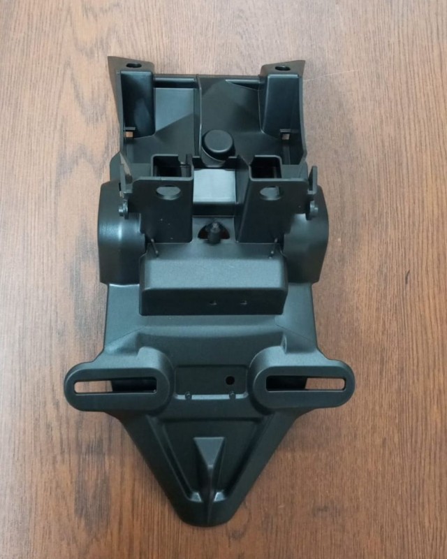 Rear Fender FZS V3, COVER REAR FENDER, B4G-F1651-00 image