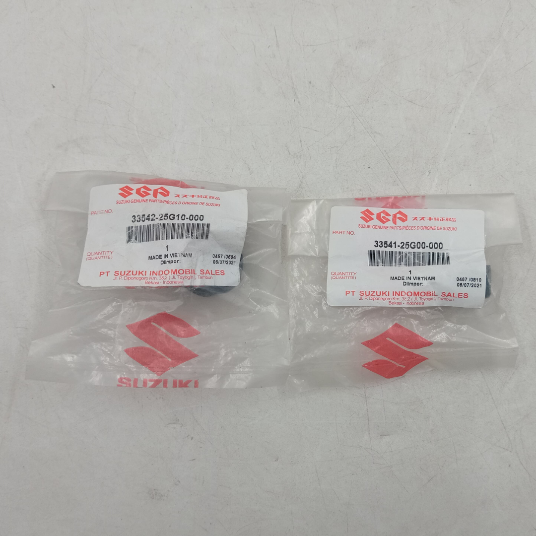 Spark Plug Cover Rubber GSXR 150, 33541-25G00-000 image