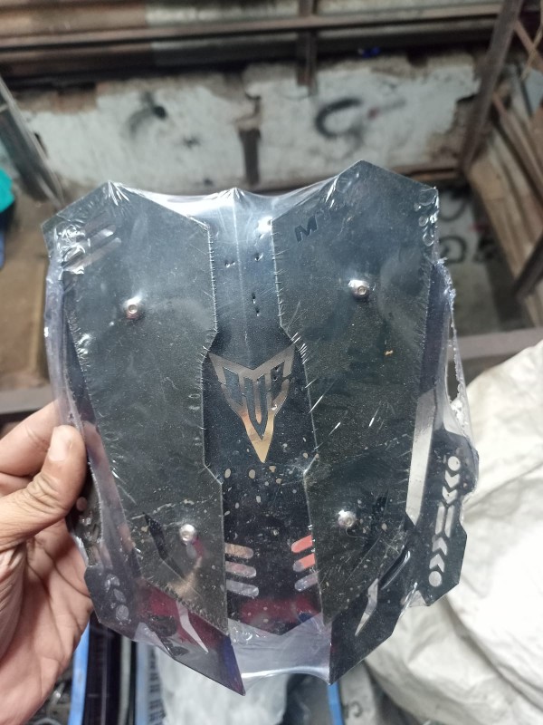 Steel Windshield MT 15 image