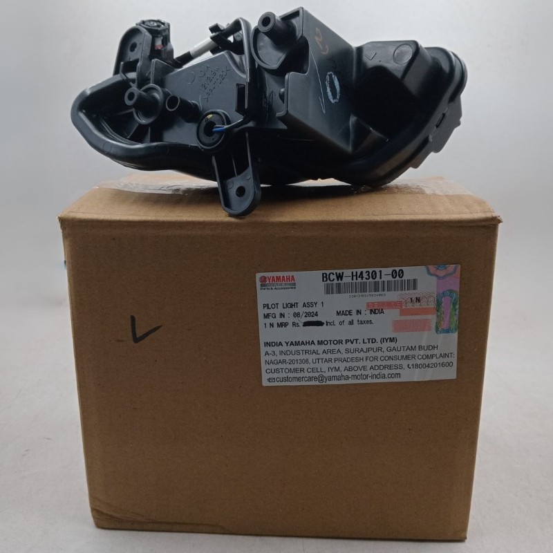 Stock DRL Left Side R15 V4 Indian, PILOT LIGHT ASSY 1 BCW-H4301-00 image