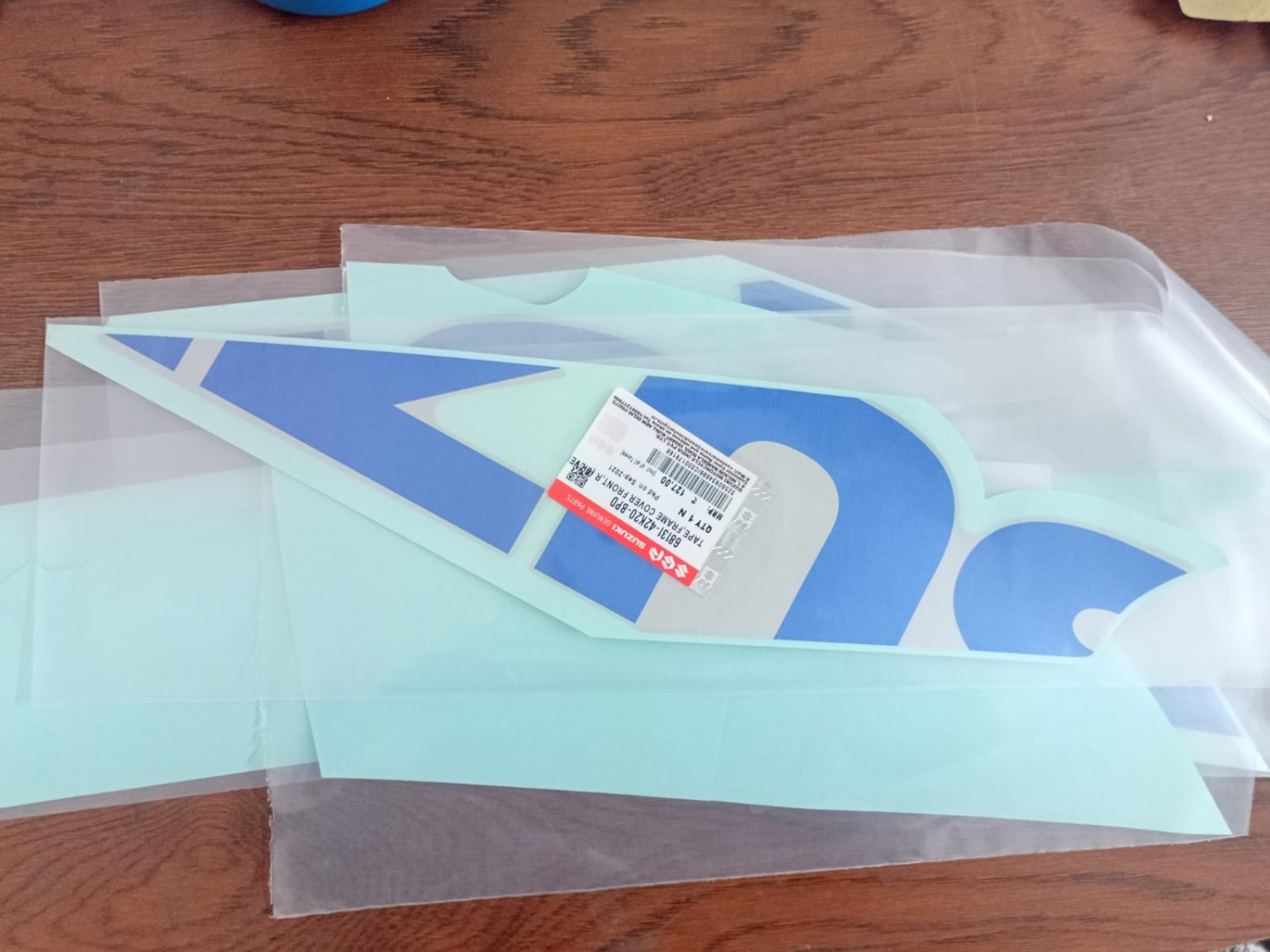 Suzuki Gixxer Sf Special edition Silver Blue Full Set Body Sticker Original image